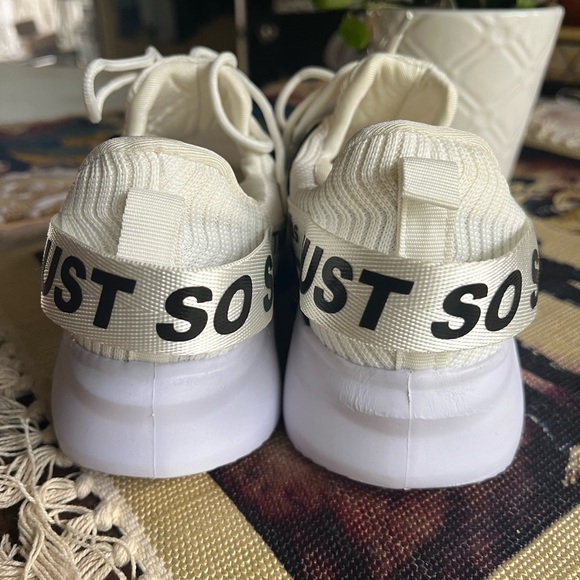 Chunky Sneakers Size 7 - Picture 6 of 8